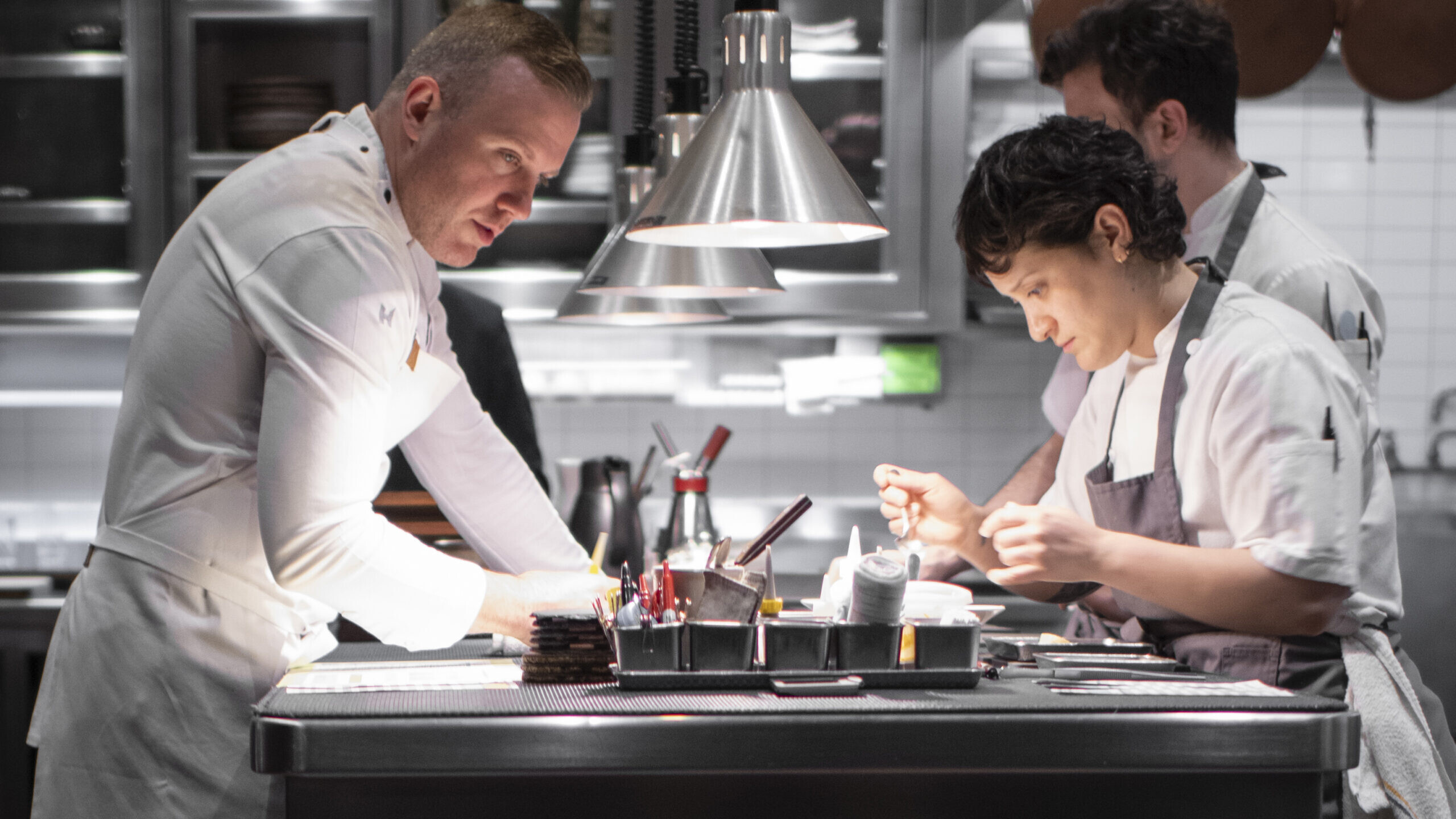 Jönt / Chef Ryan Ratino